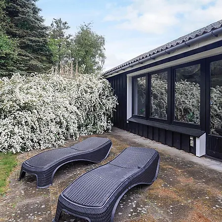 Holiday home 6 Person In Gedser-by Traum